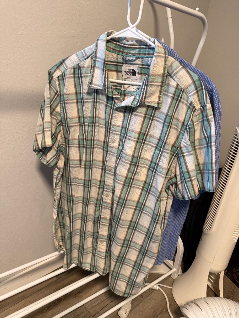 North Face men’s button down shirt